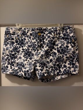 Michael Kors Blue and White Floral Printed Denim Shorts Sz 12p